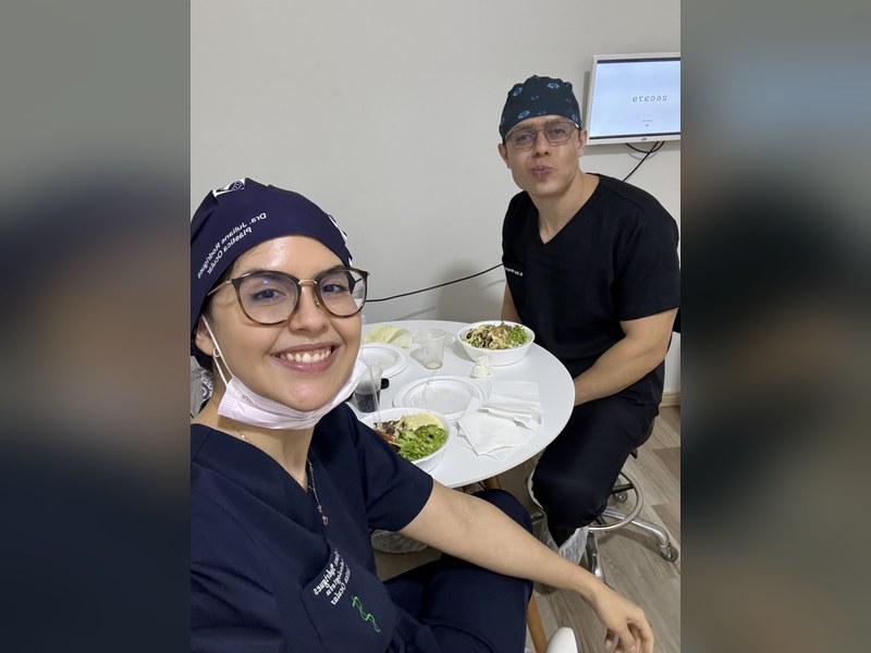 1 ano de marmita para os noivos não terem que cozinhar